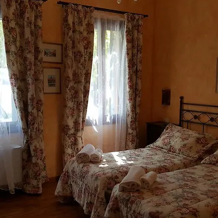 イン Il Casolare 5*